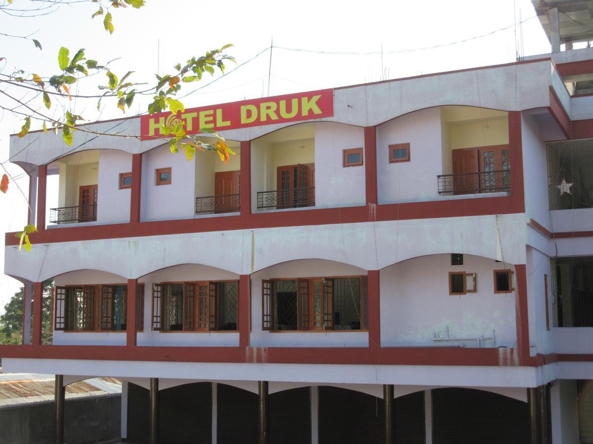 Hotel Druk Bhalukpung Kültér fotó
