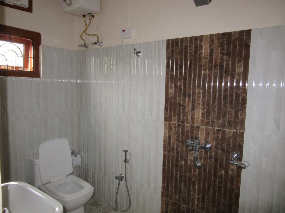 Hotel Druk Bhalukpung Kültér fotó
